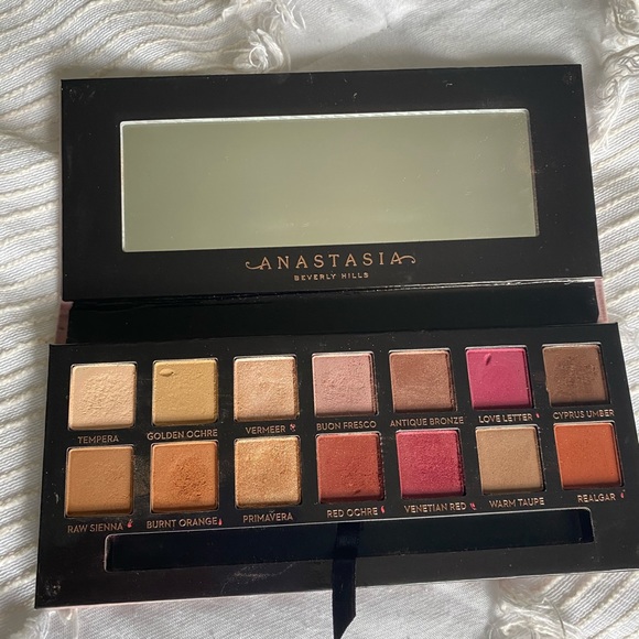 Anastasia Beverly Hills Other - Anastasia Beverly Hills Modern Renaissance palette